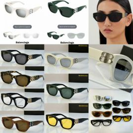 Picture of Balenciga Sunglasses _SKUfw55559978fw